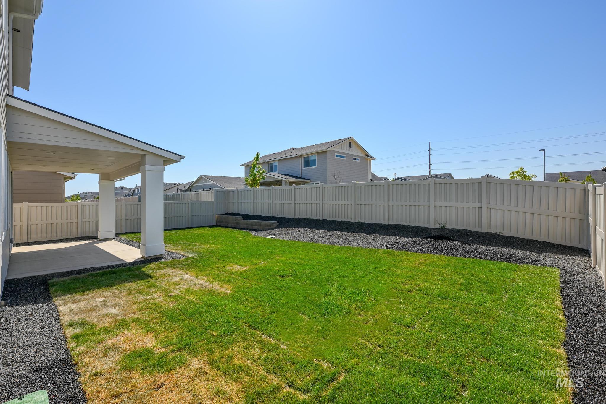 2143 W Gelding St
