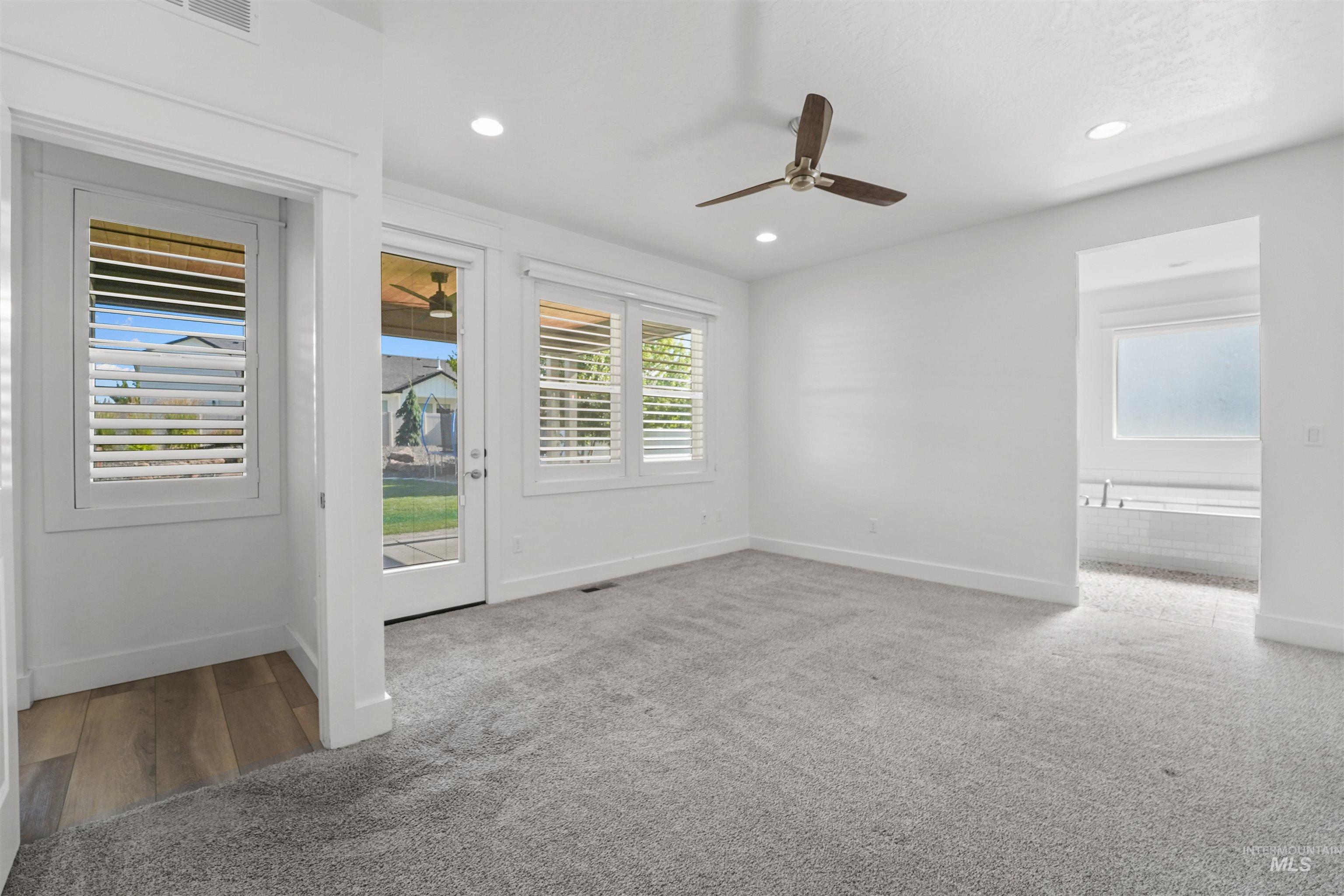 418 Fox Lantern Ct