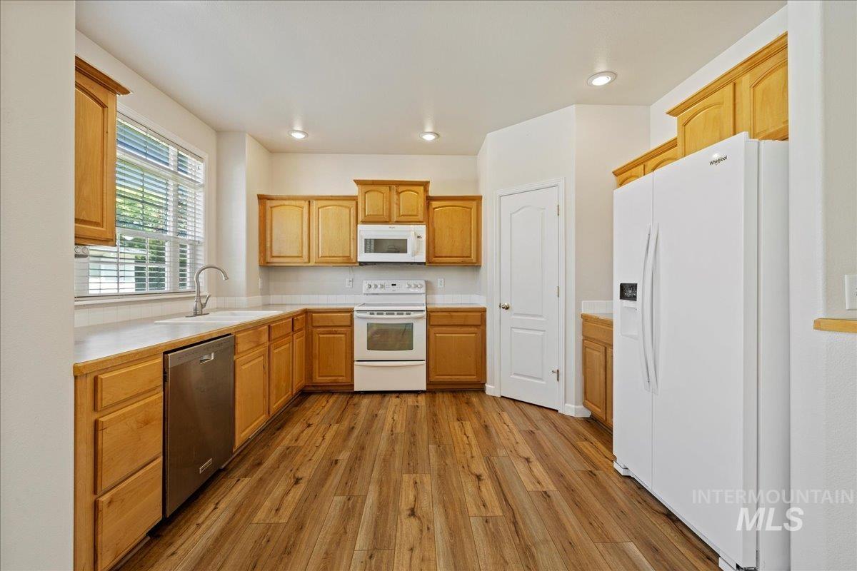3249 W W Monessen