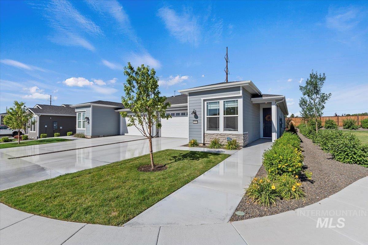 12053 S Glory Lane