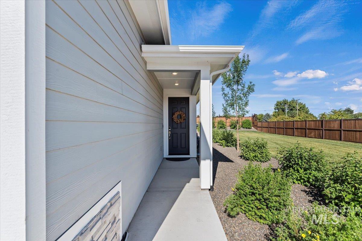 12053 S Glory Lane