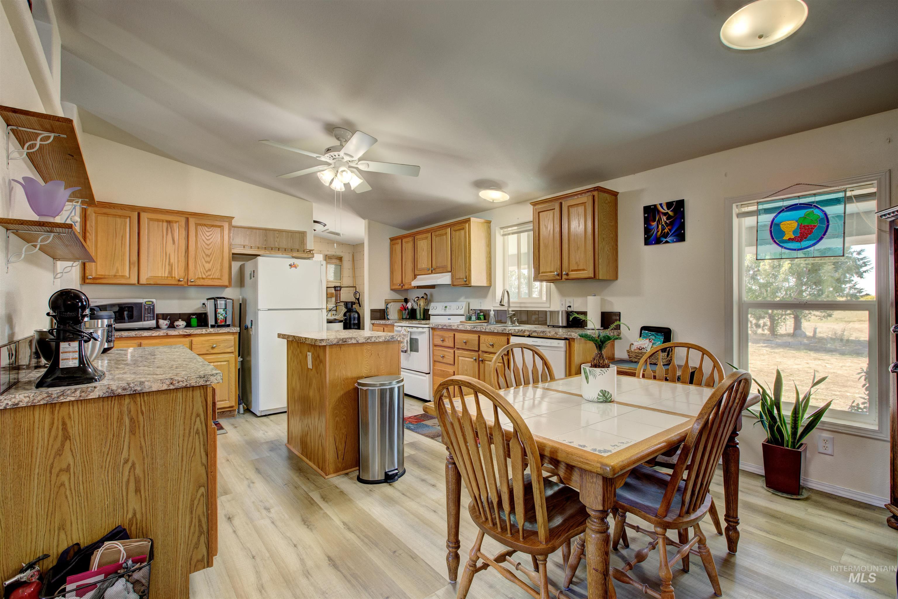 7687 Winter Horses Dr