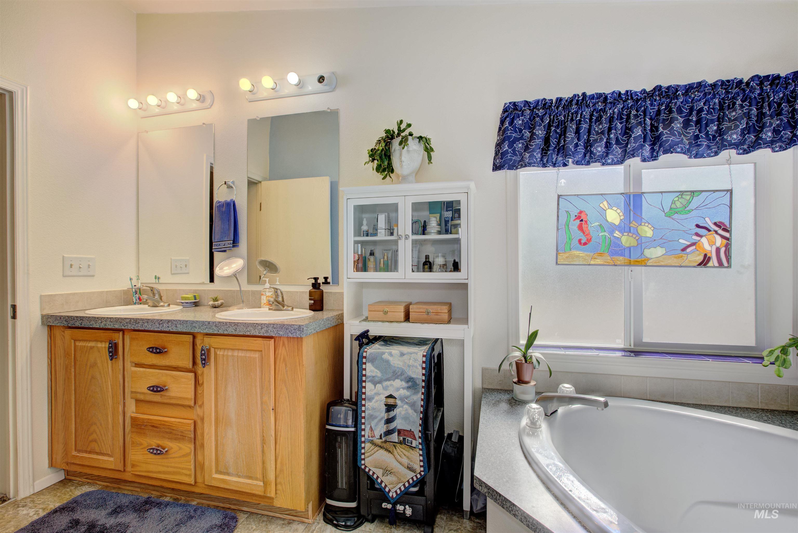 7687 Winter Horses Dr