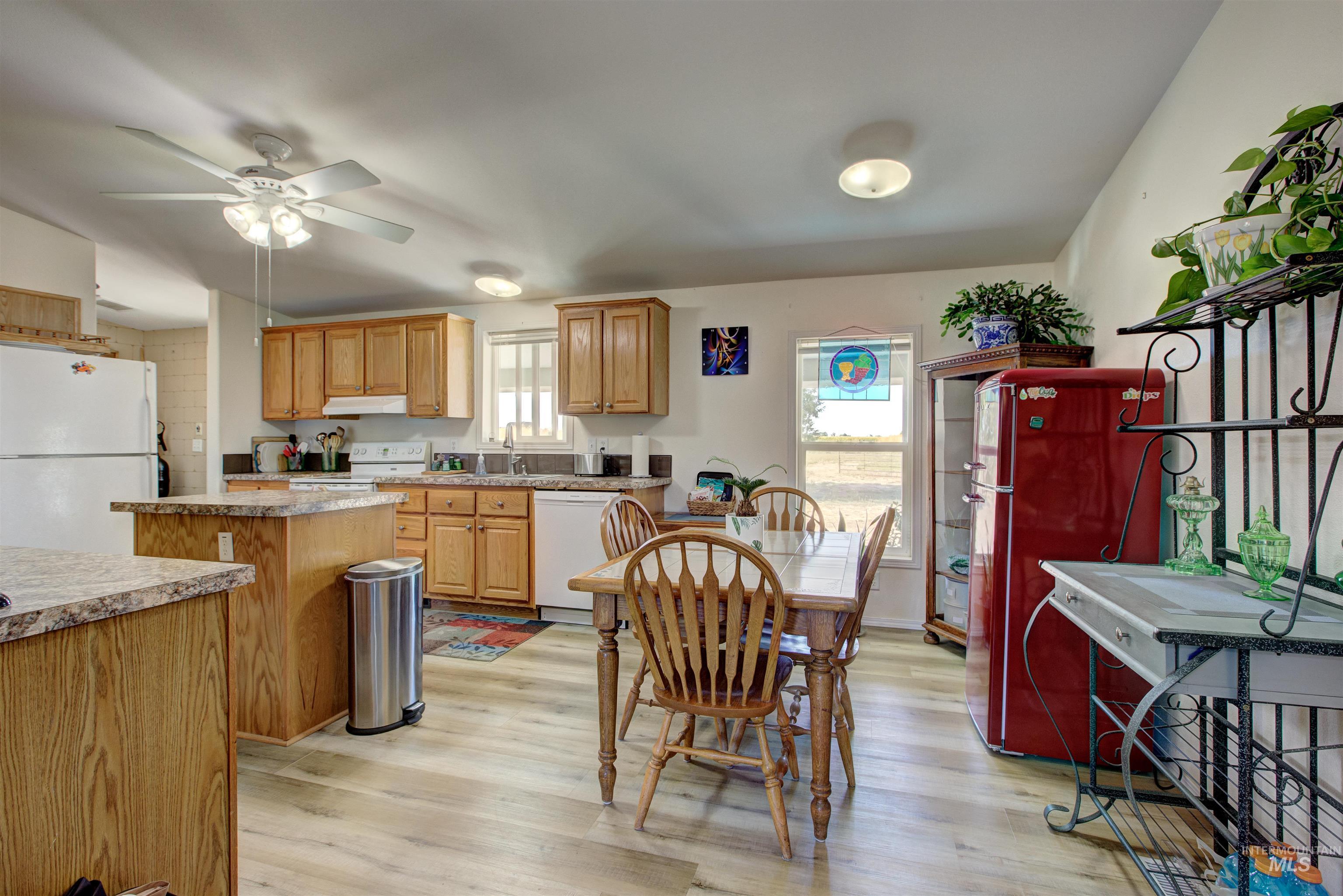 7687 Winter Horses Dr