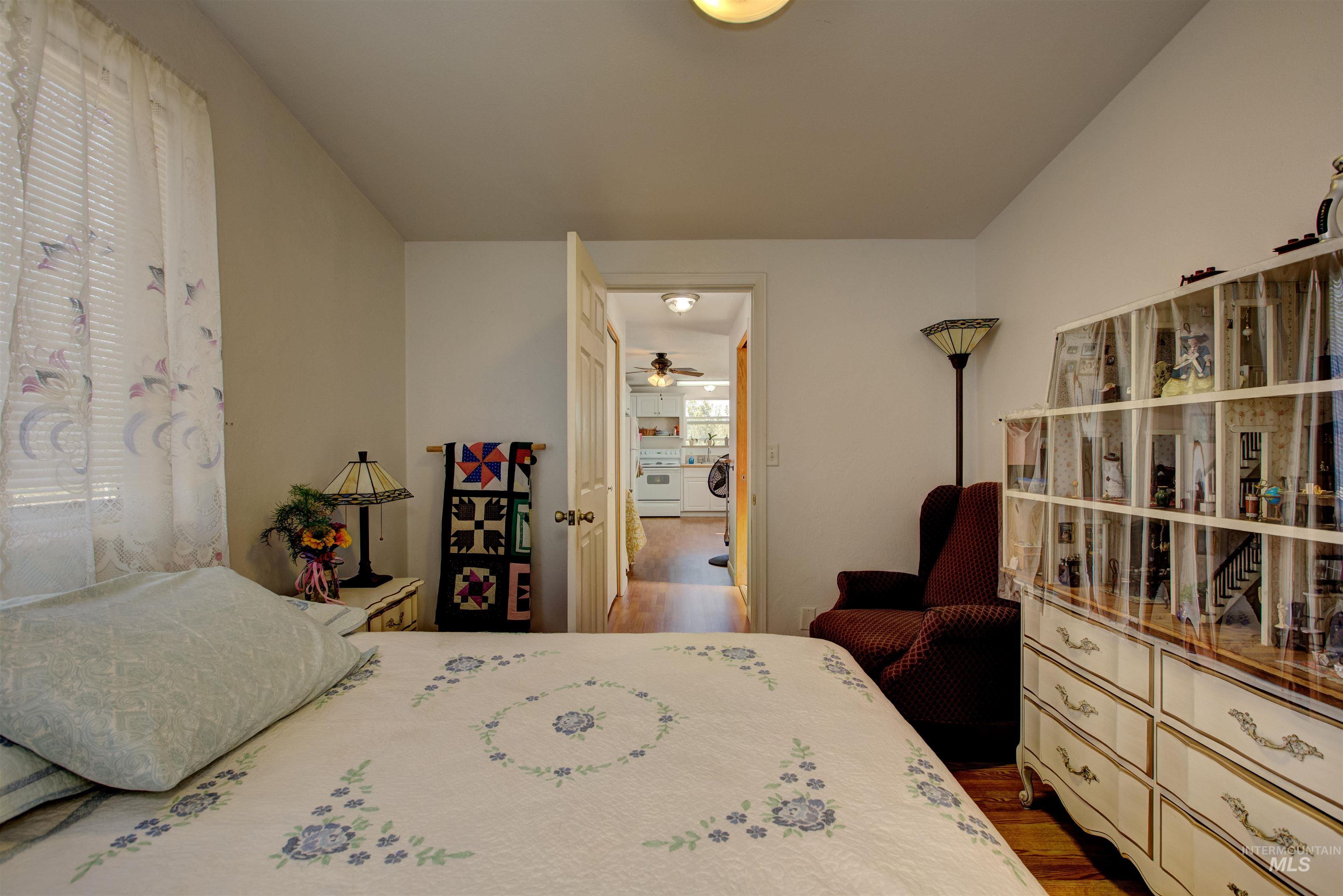 7687 Winter Horses Dr