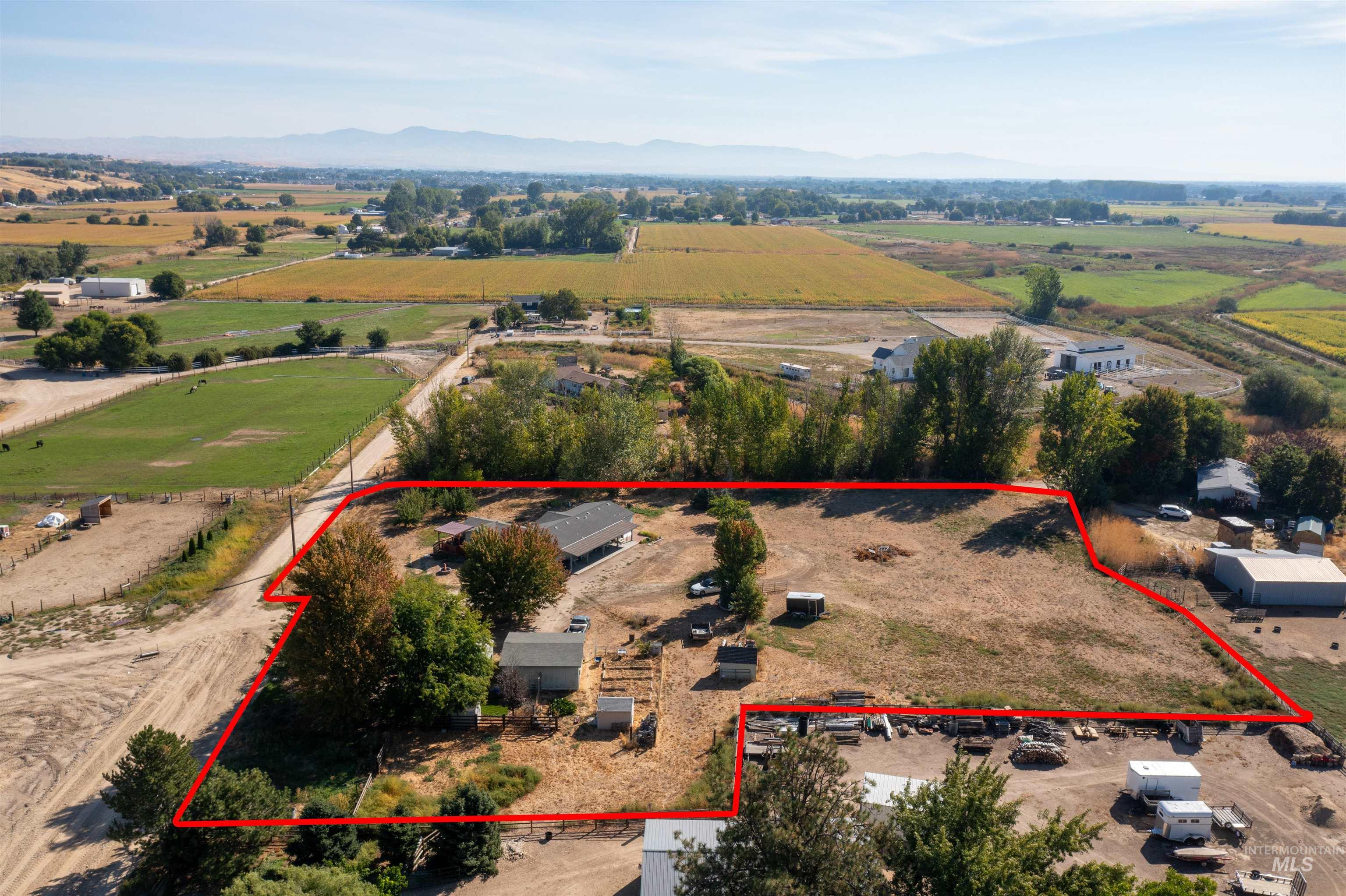 7687 Winter Horses Dr