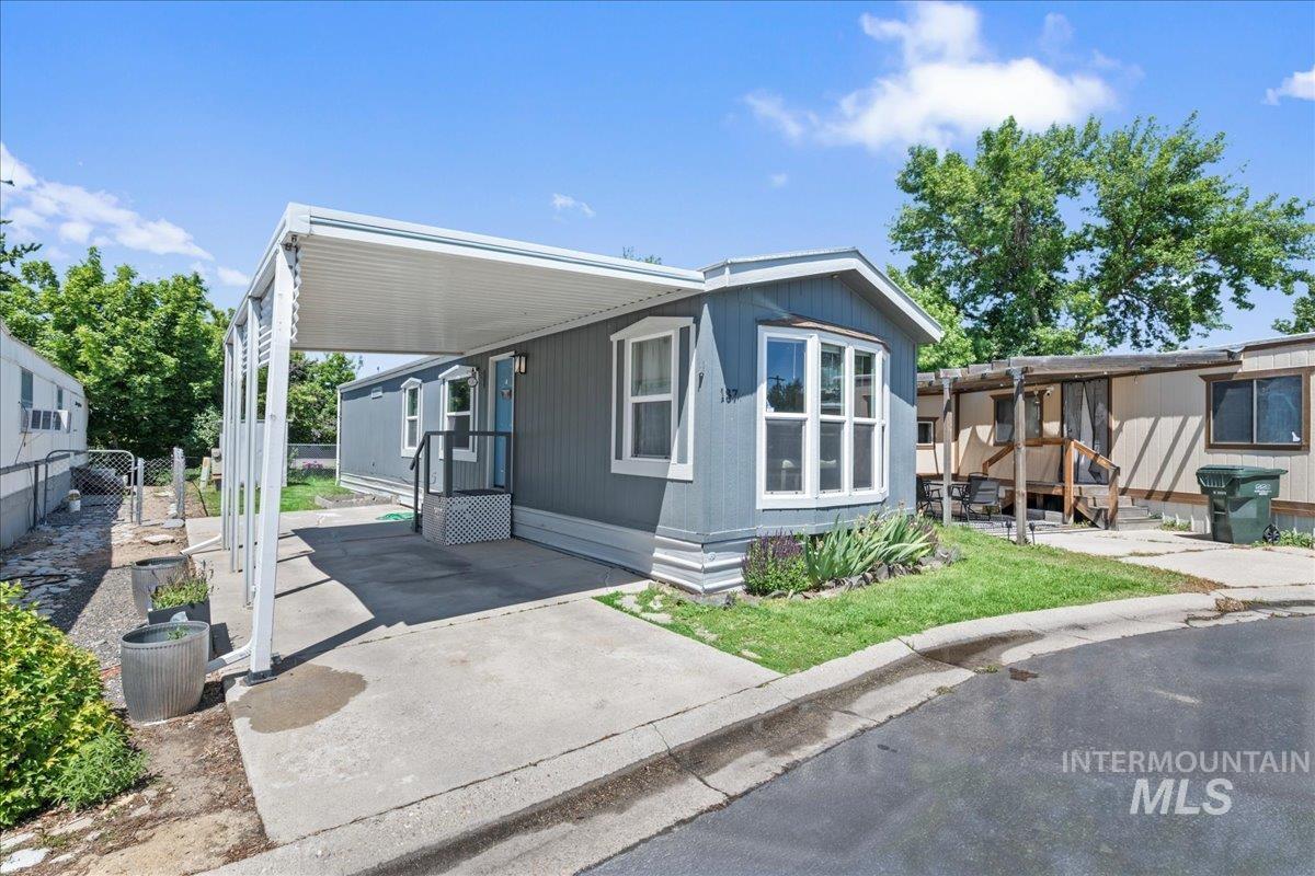 424 W Cherry Ln Unit: 137