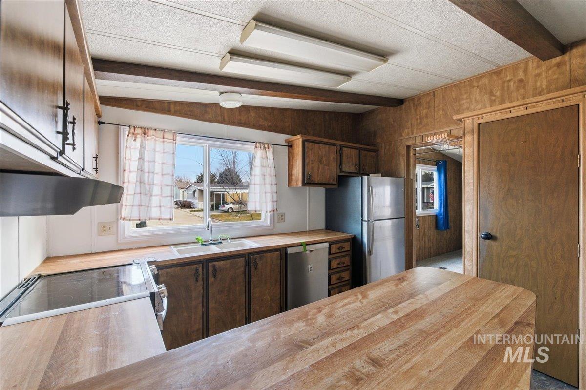 7935 W Appomattox Lane