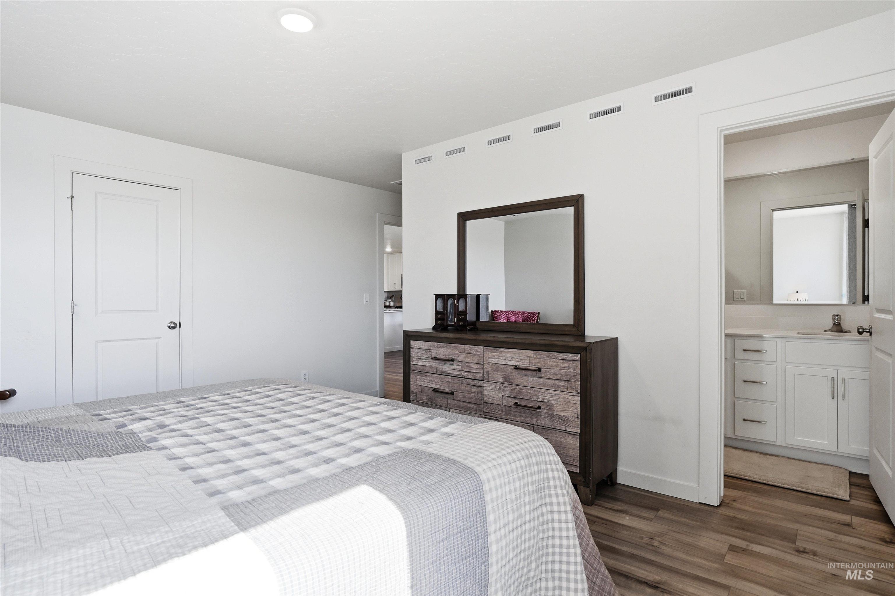 15038 Cumulus Place