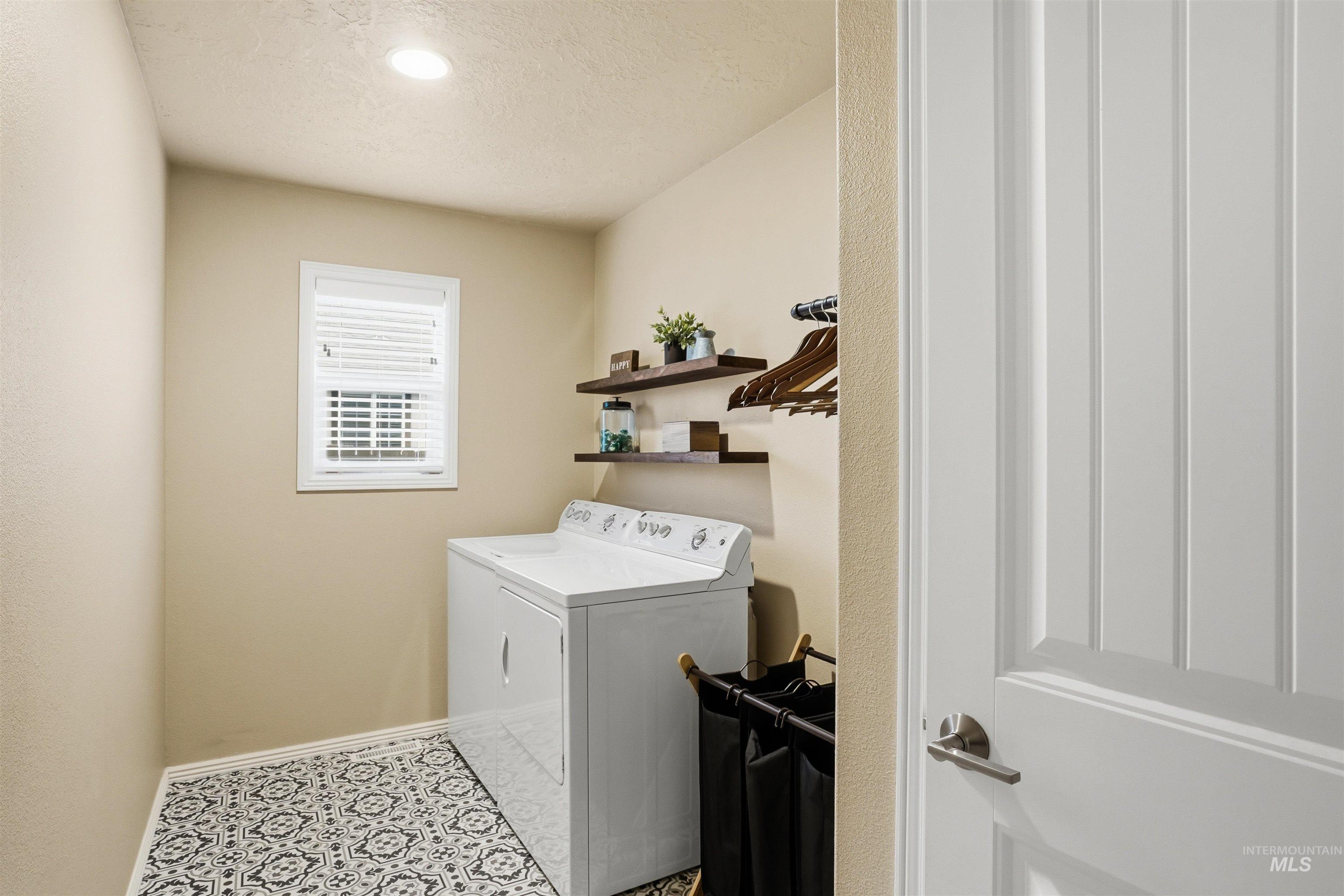 731 Triumph Dr