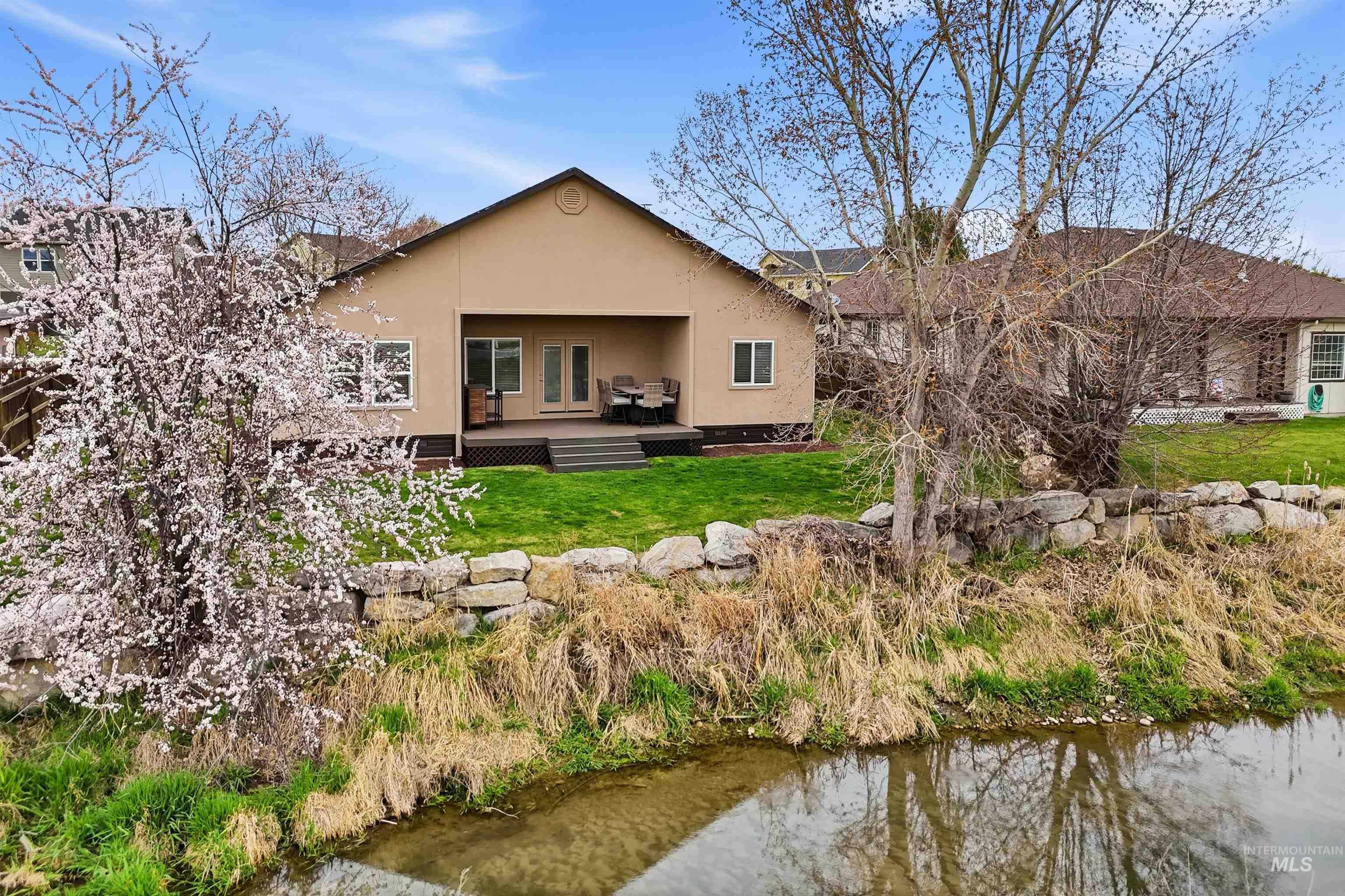731 Triumph Dr