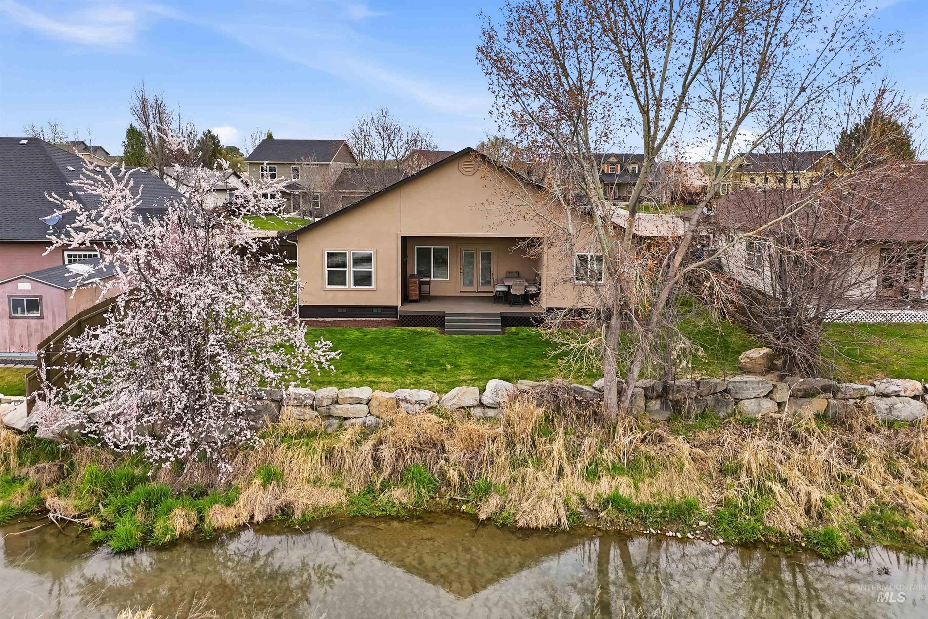 731 Triumph Dr