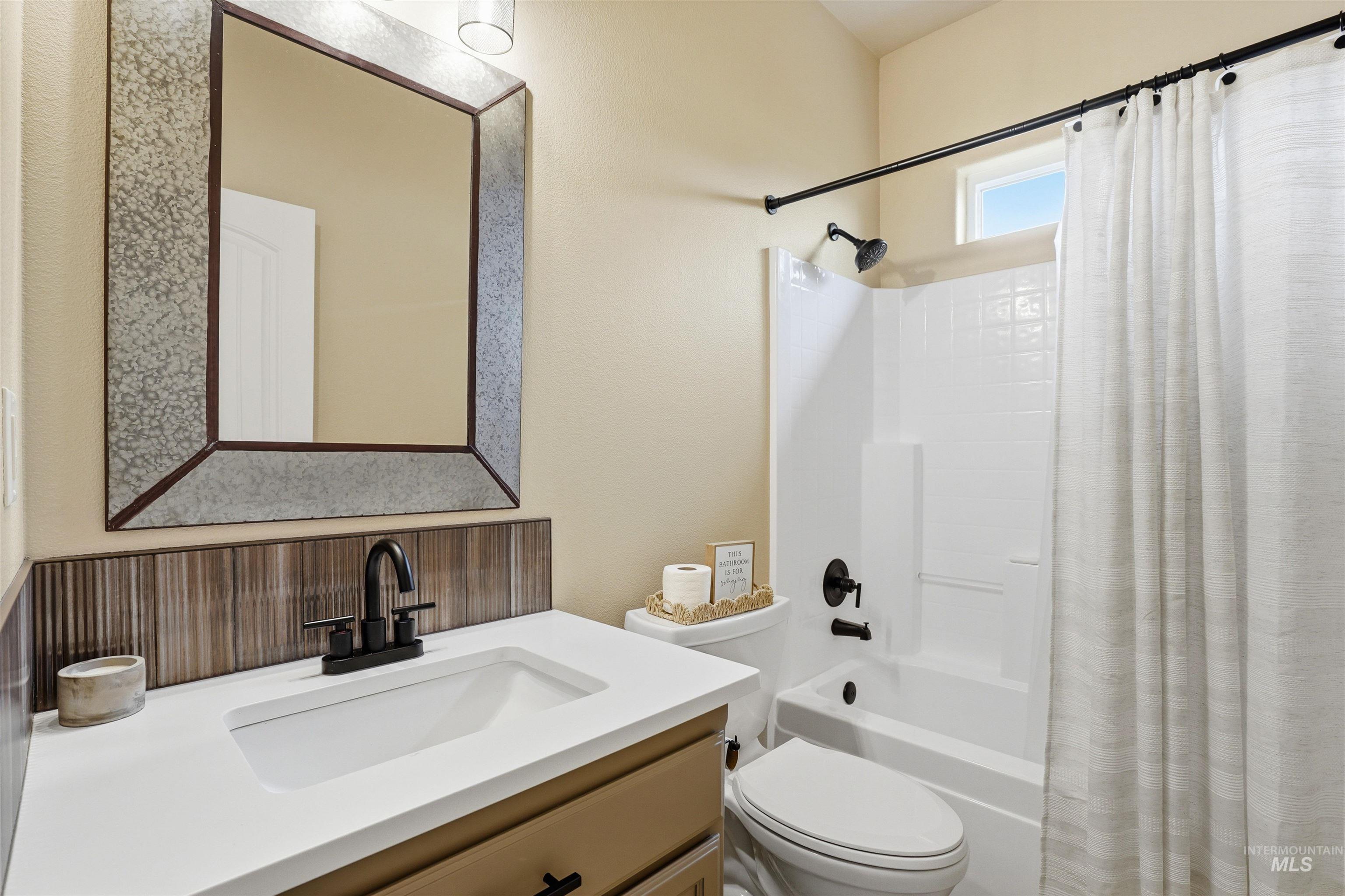 731 Triumph Dr