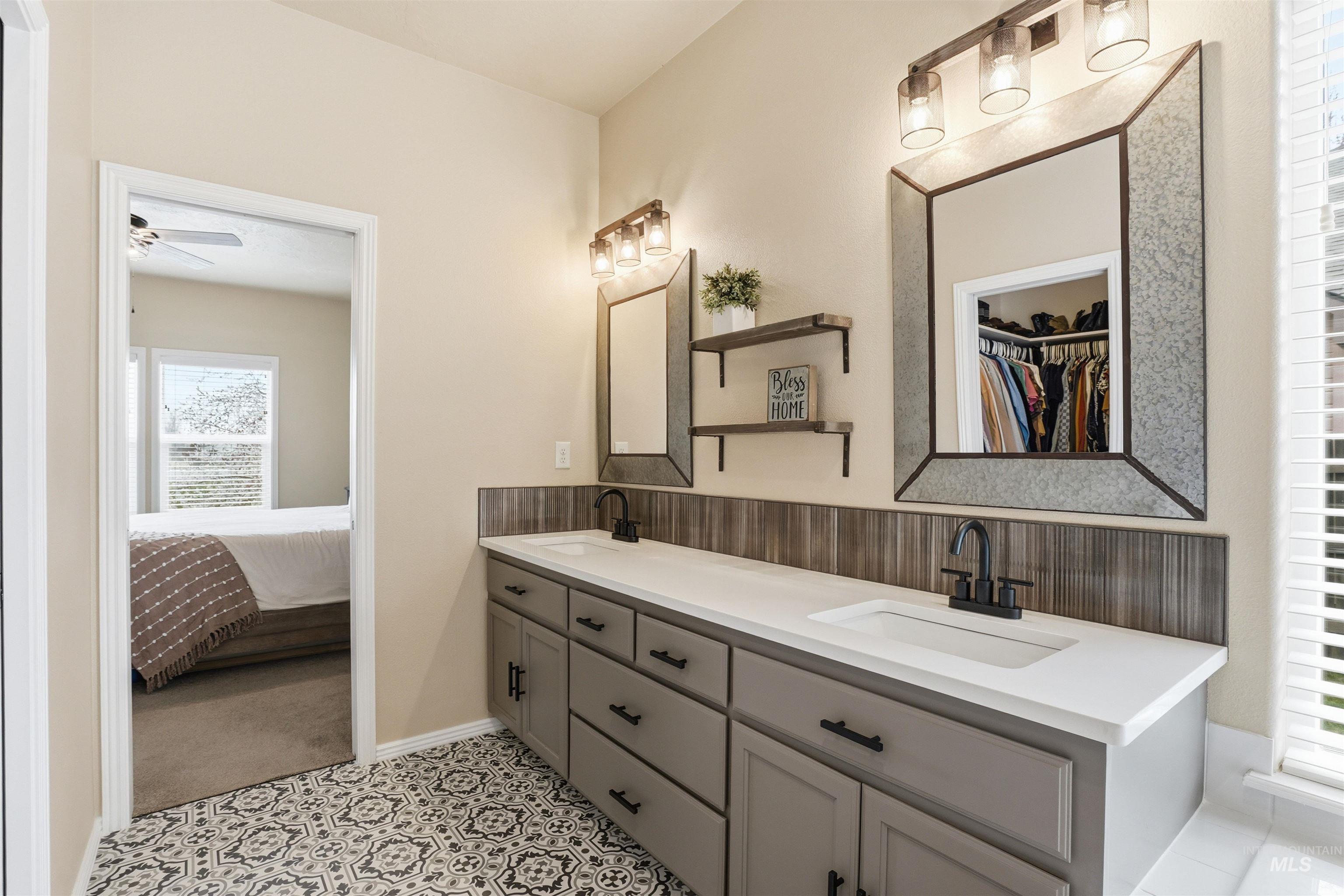 731 Triumph Dr