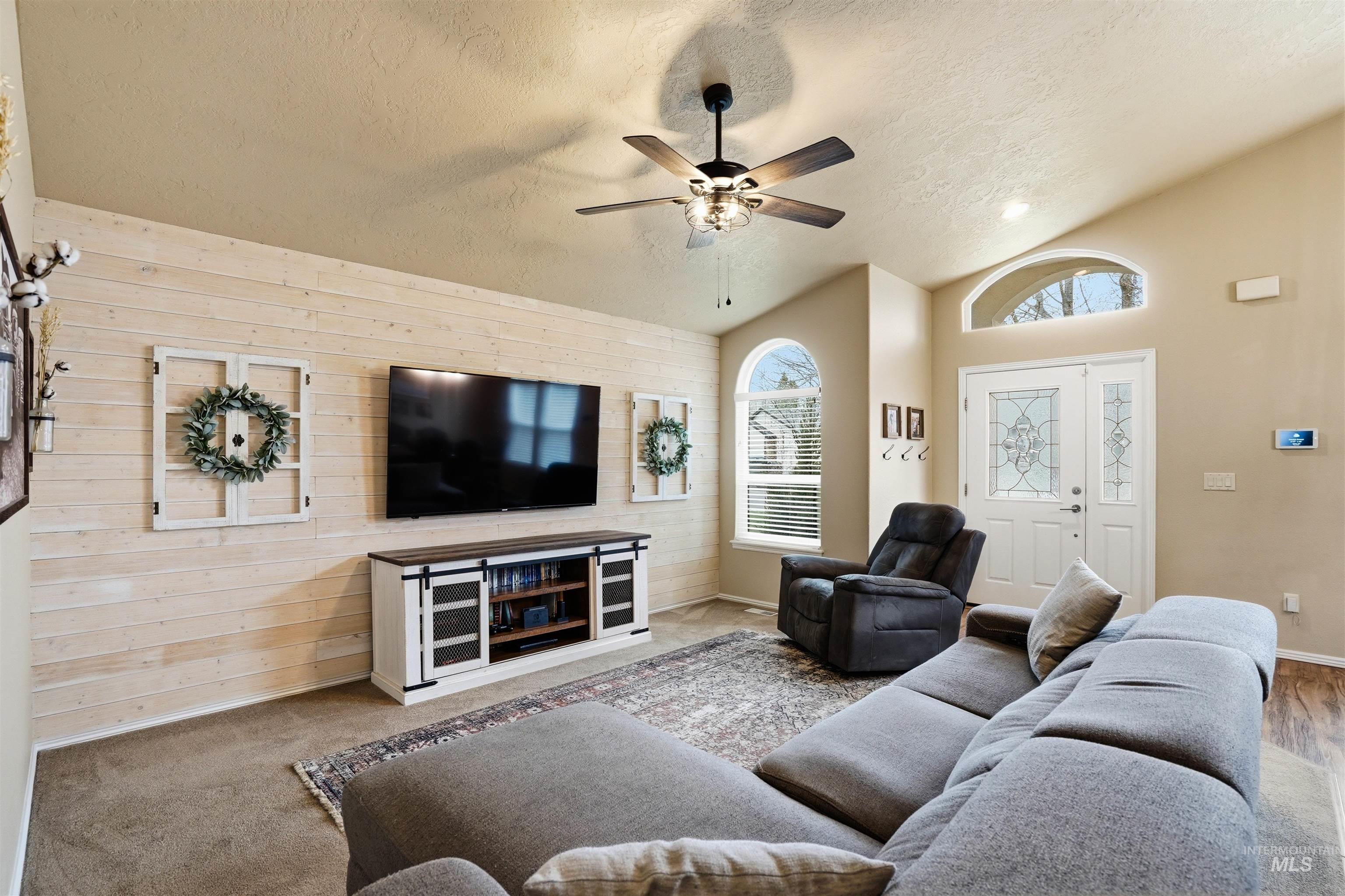 731 Triumph Dr