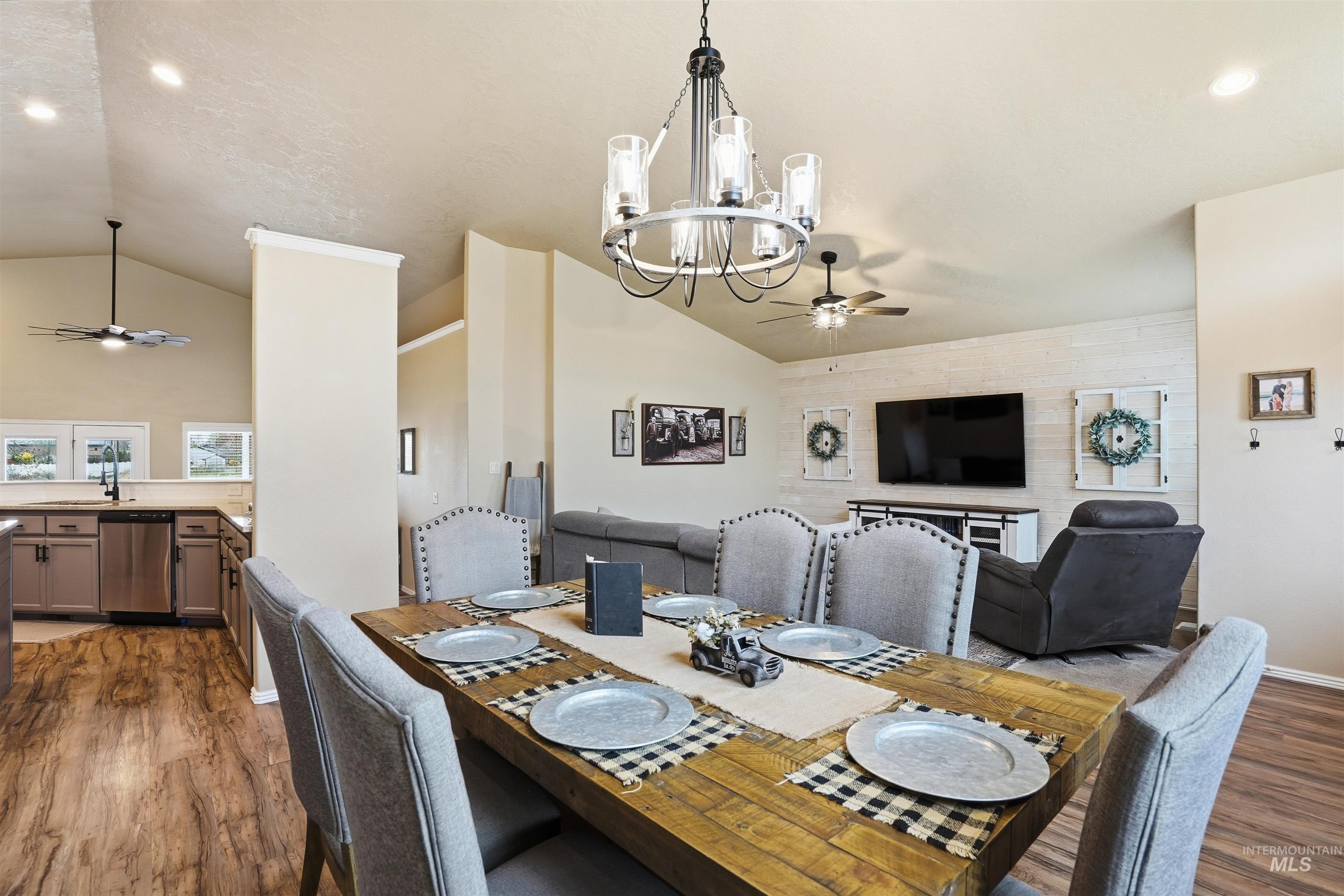 731 Triumph Dr