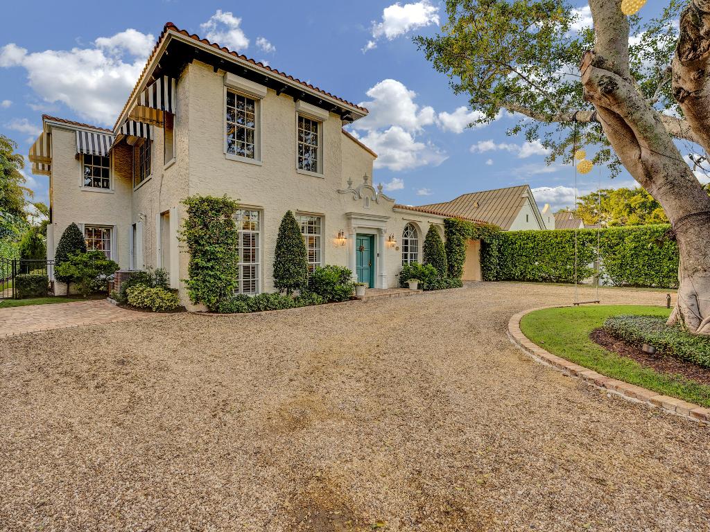 1616 N Swinton Avenue