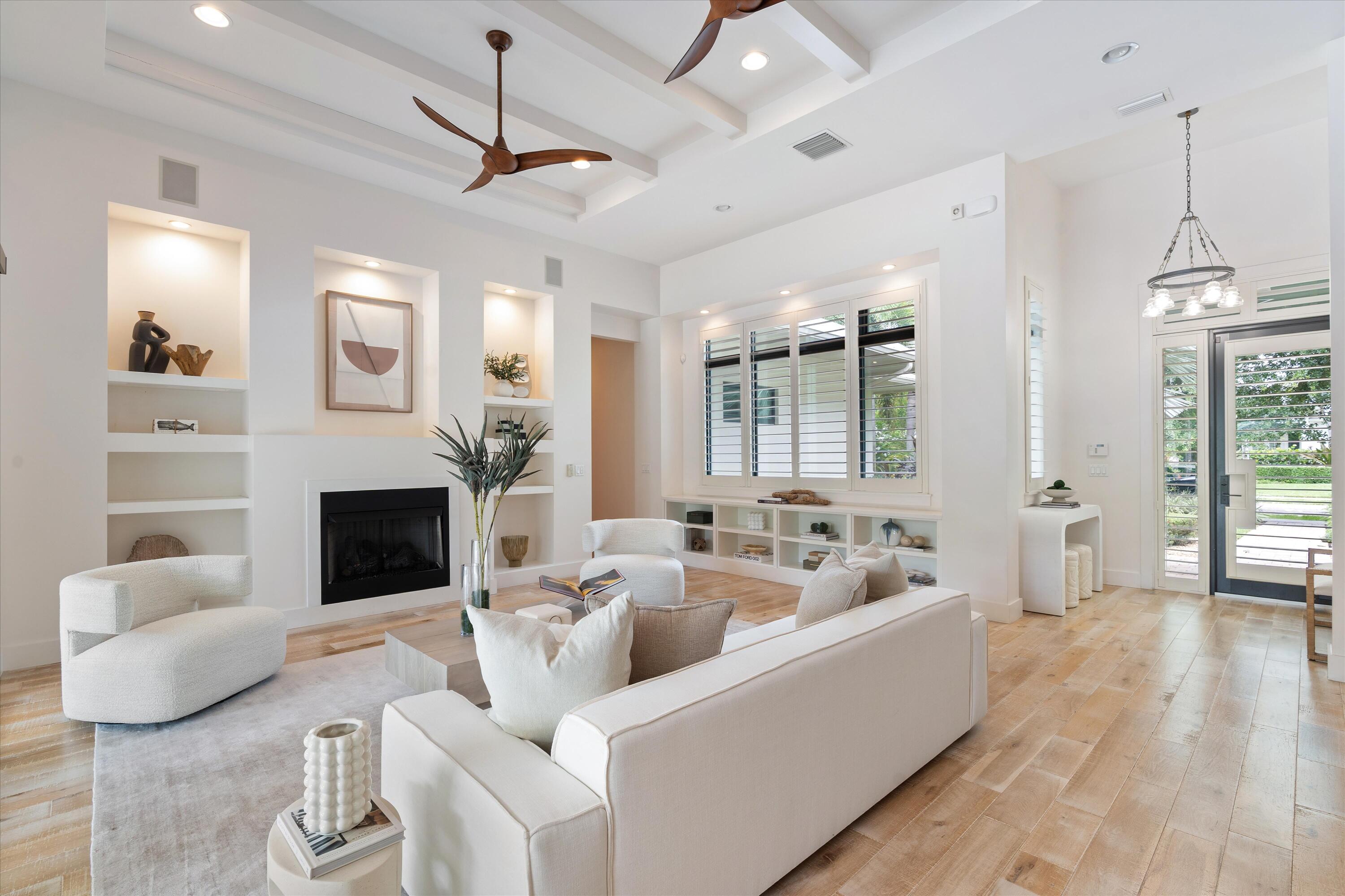 1125 NW 5th Avenue
