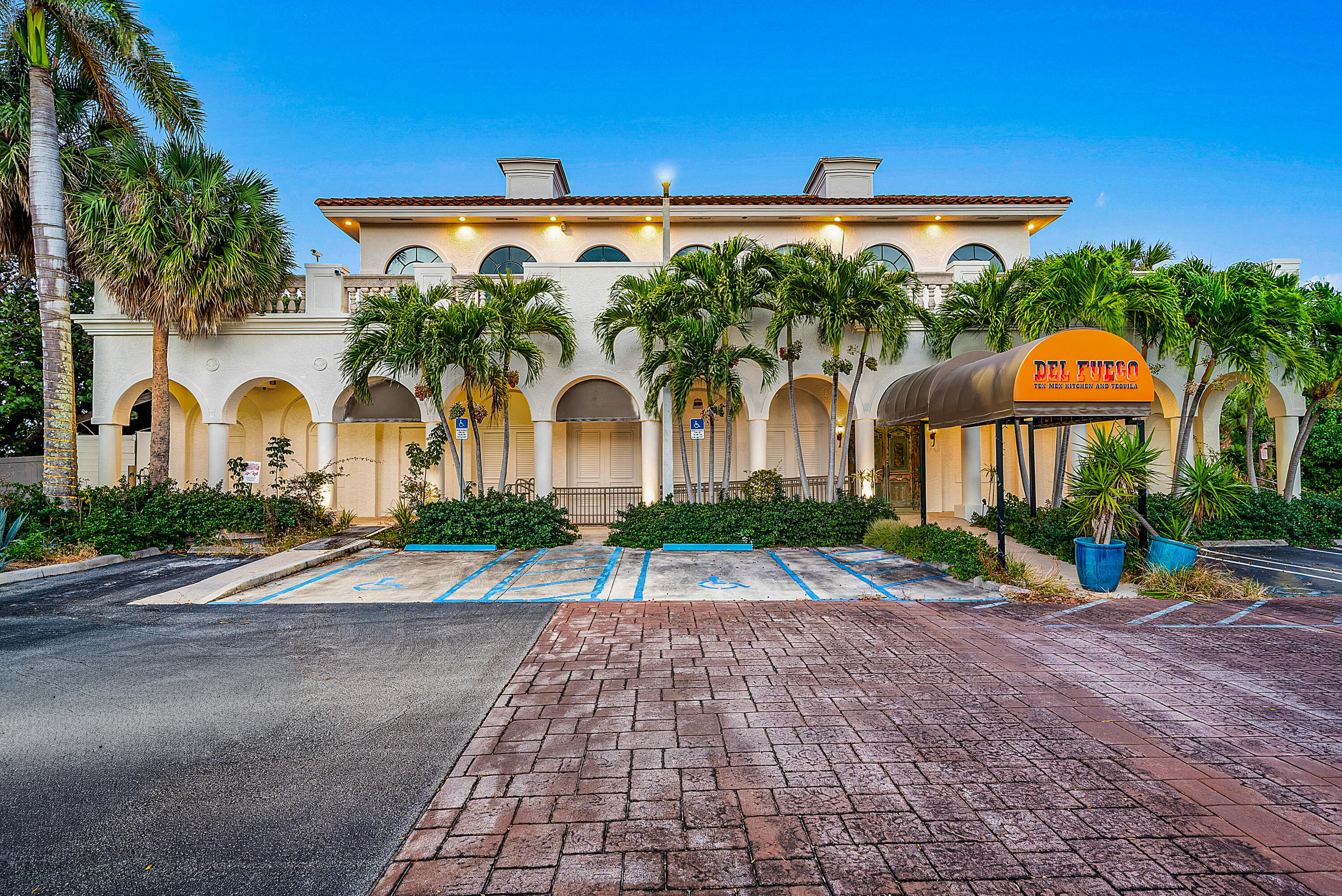 900 E Atlantic Avenue 22