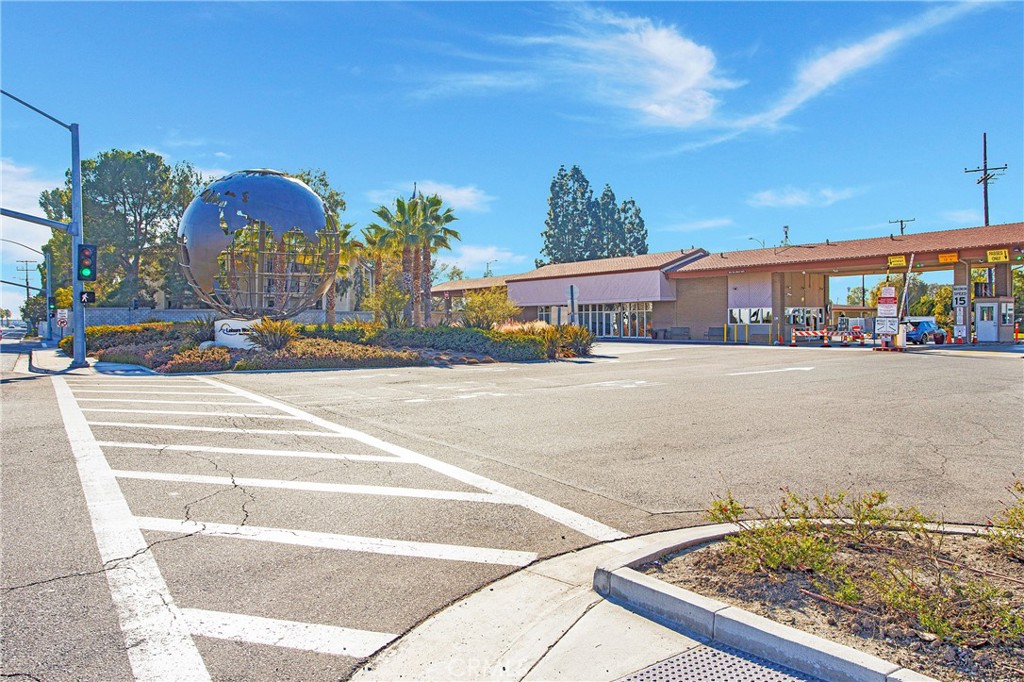 13720 Saint Andrews Drive