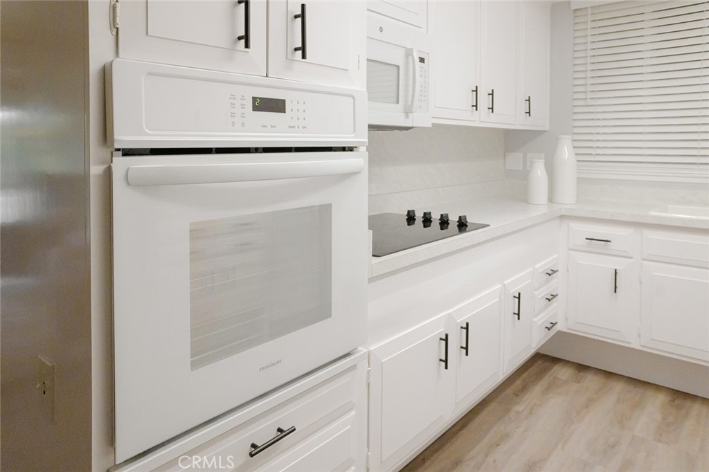 1981 McKinney Way 14N (M15)