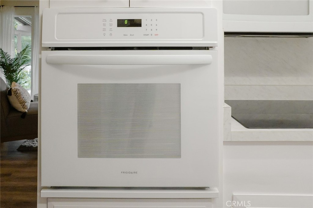 1981 McKinney Way 14N (M15)