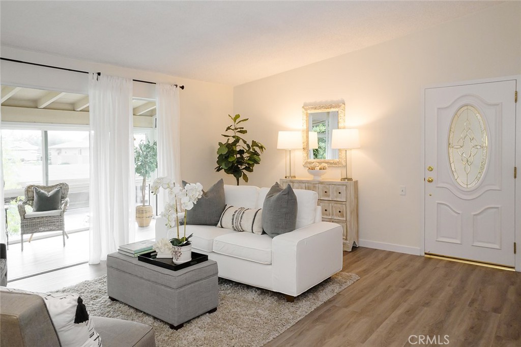 1981 McKinney Way 14N (M15)