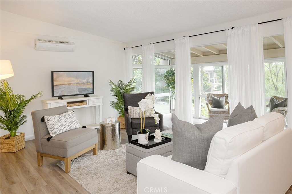 1981 McKinney Way 14N (M15)