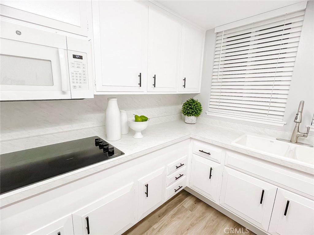 1981 McKinney Way 14N (M15)