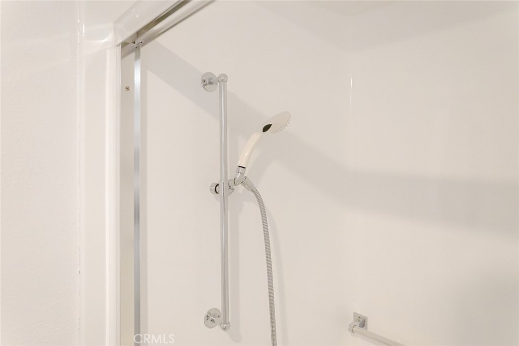 1981 McKinney Way 14N (M15)