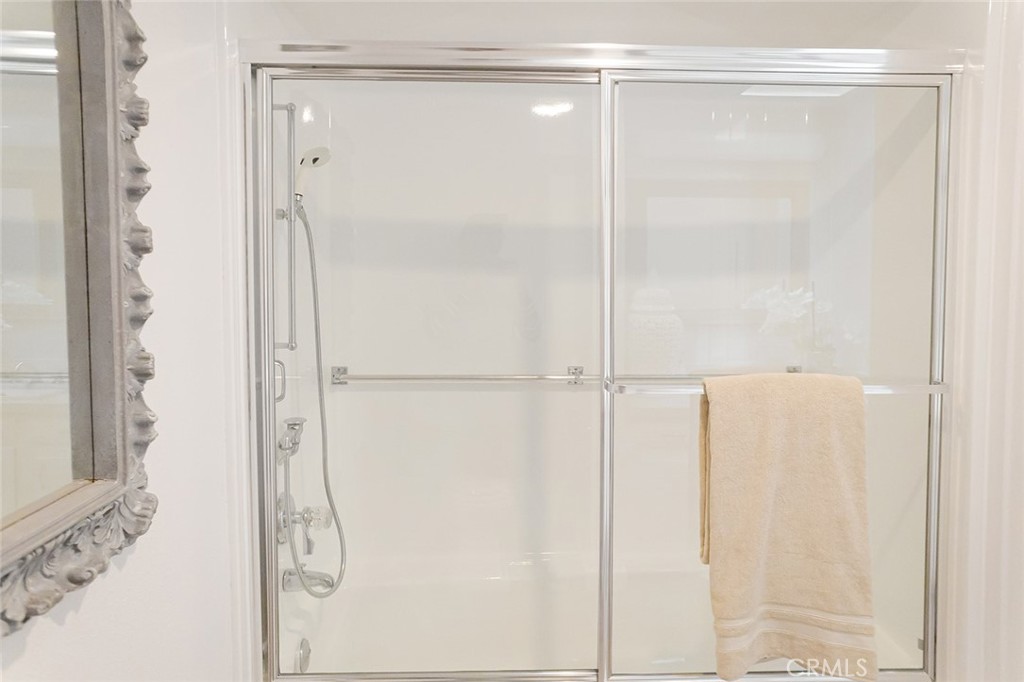 1981 McKinney Way 14N (M15)