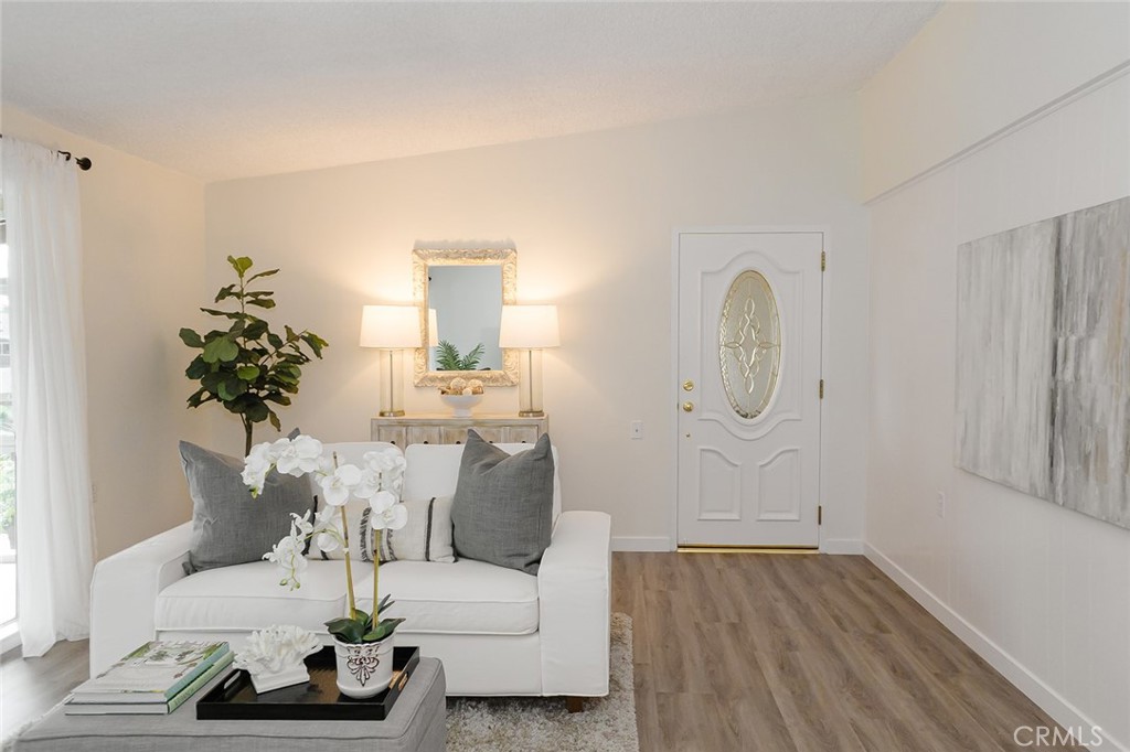 1981 McKinney Way 14N (M15)