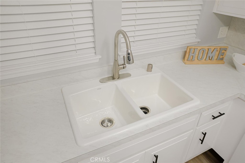 1981 McKinney Way 14N (M15)