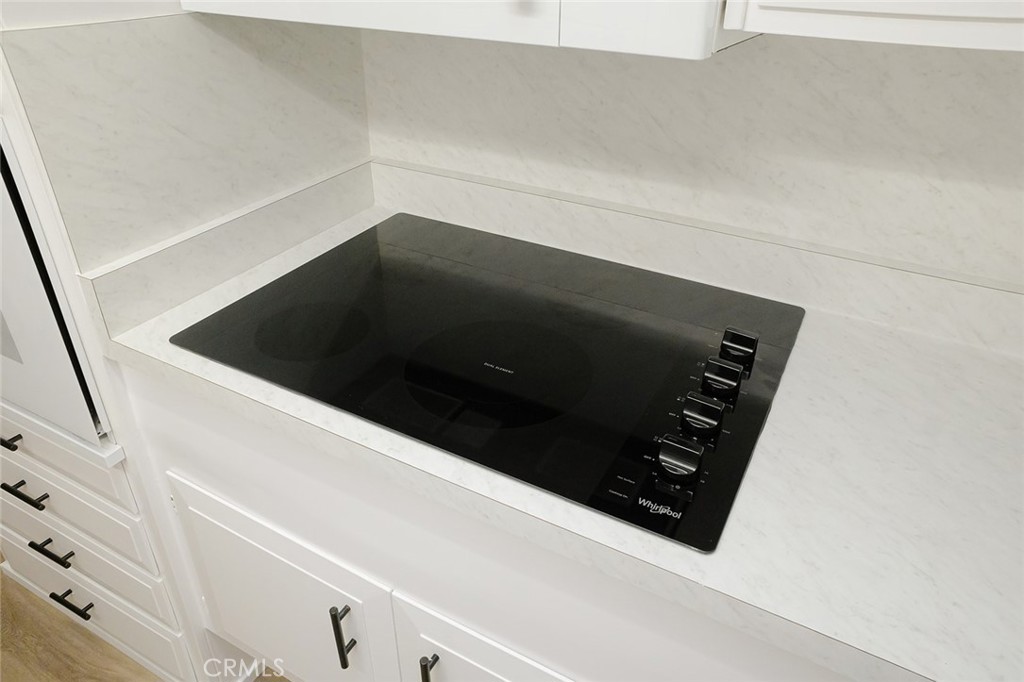 1981 McKinney Way 14N (M15)