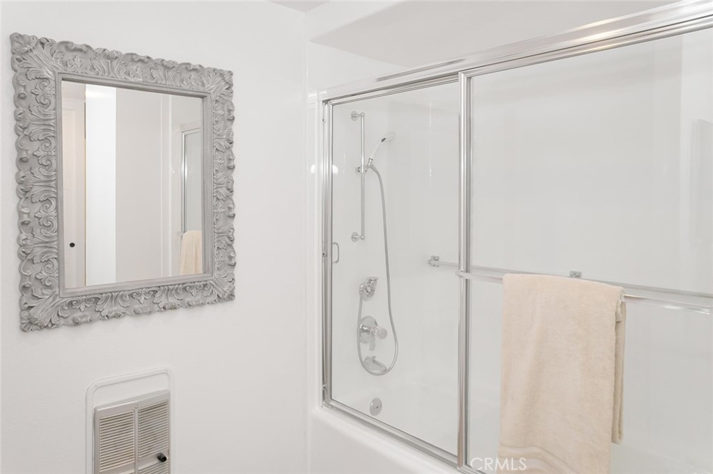 1981 McKinney Way 14N (M15)