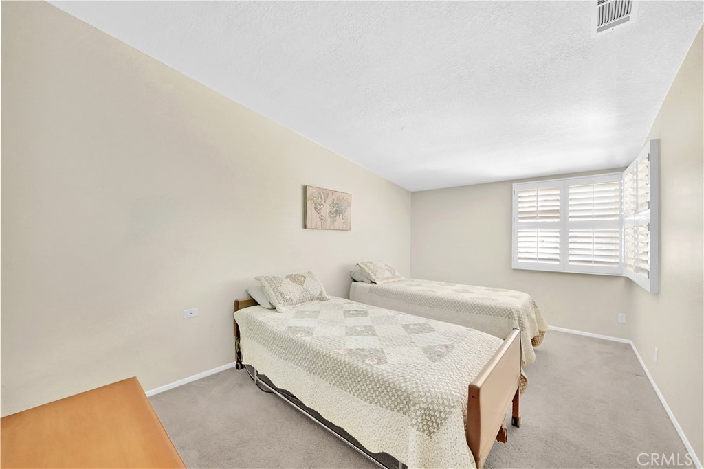 1470 Homewood Road 90L