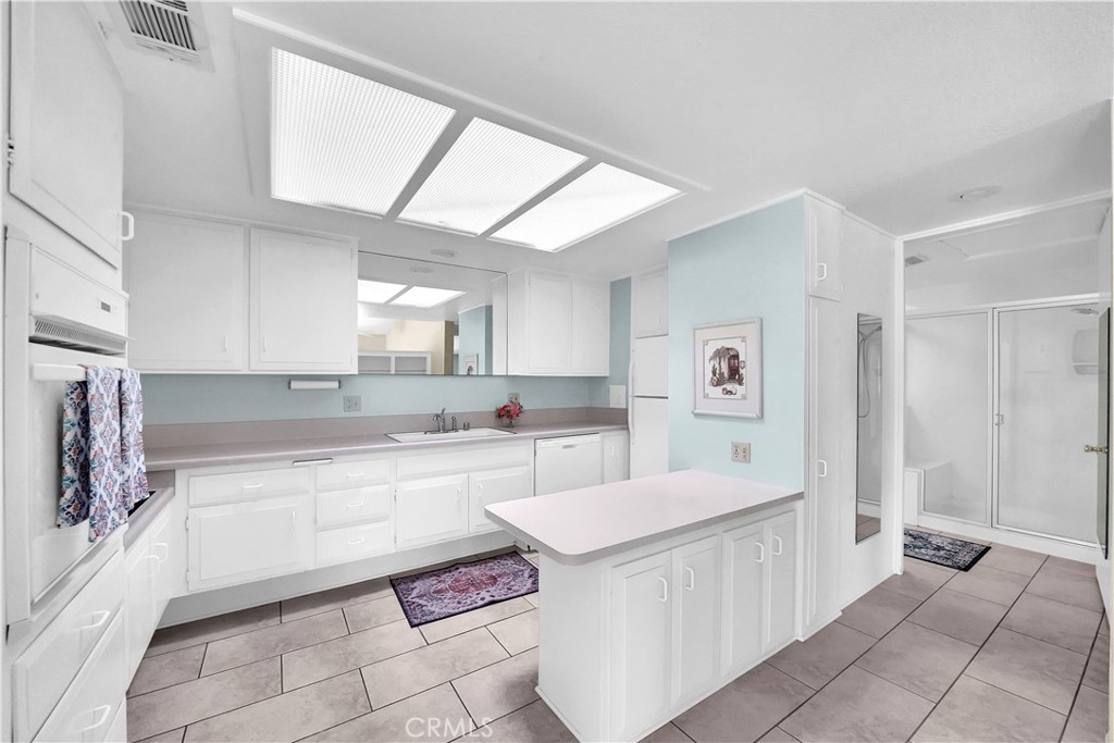 1470 Homewood Road 90L