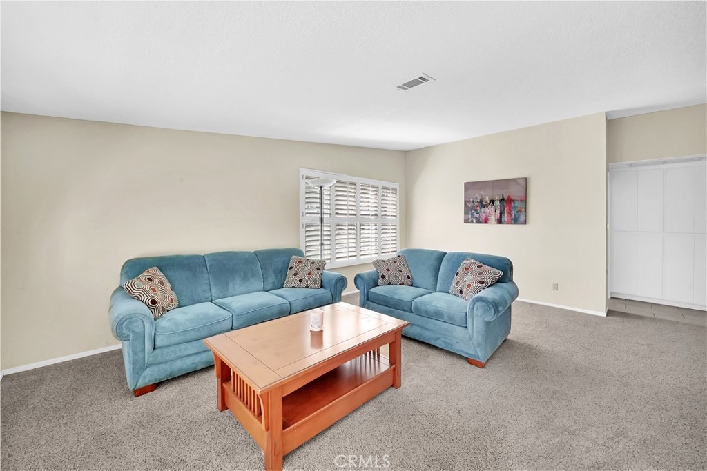 1470 Homewood Road 90L