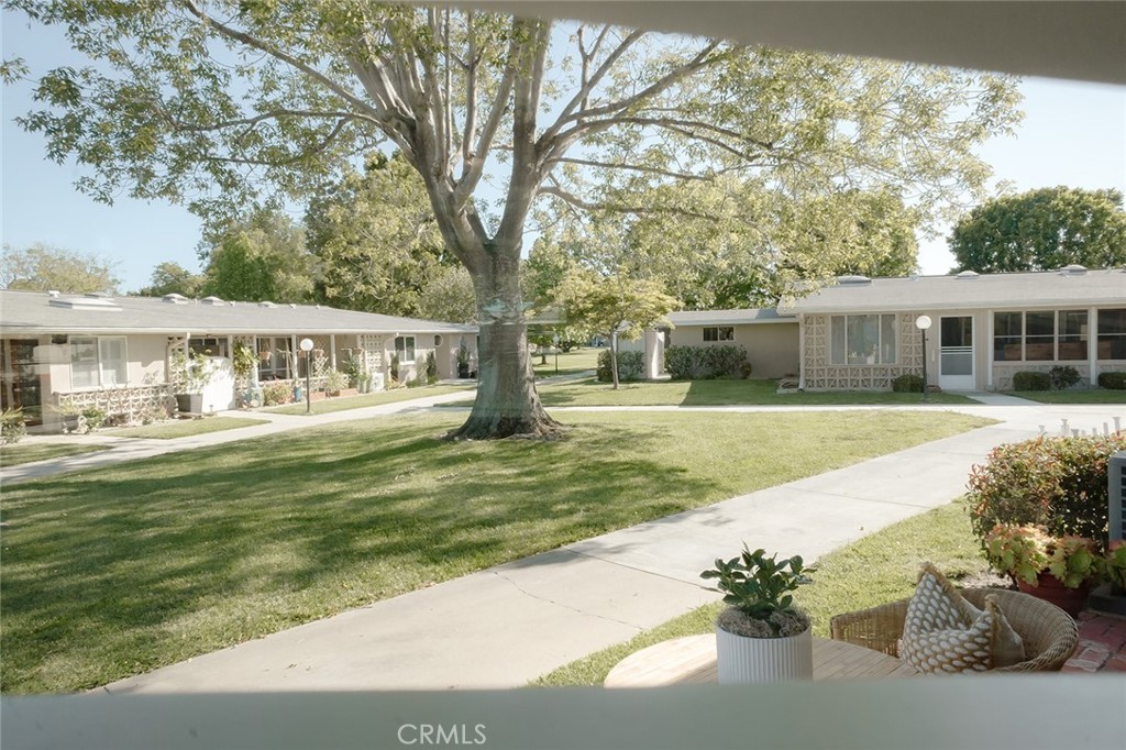 1291 Kenwood Rd. #162L (M7)