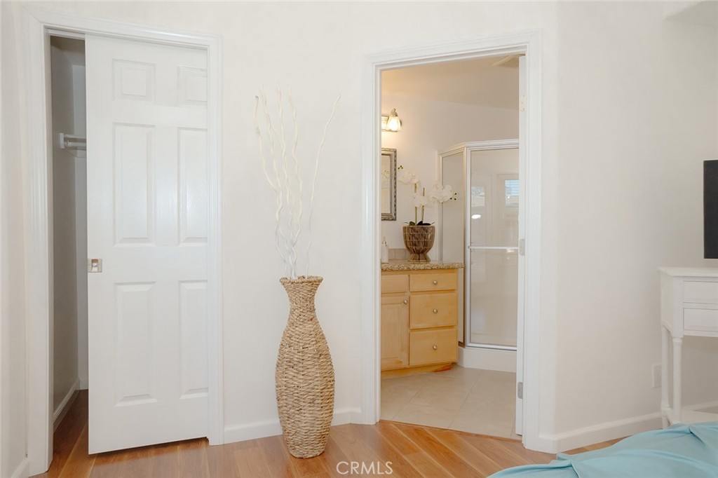 1291 Kenwood Rd. #162L (M7)