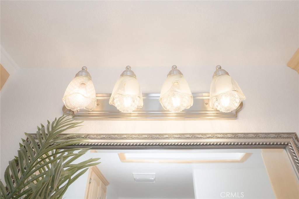 1291 Kenwood Rd. #162L (M7)