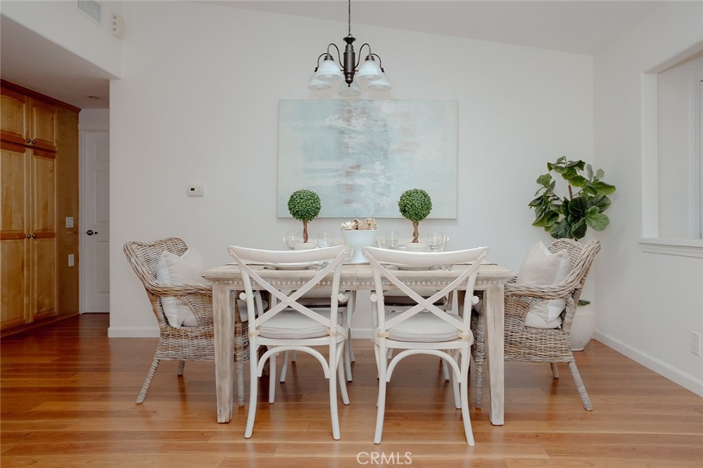 1291 Kenwood Rd. #162L (M7)