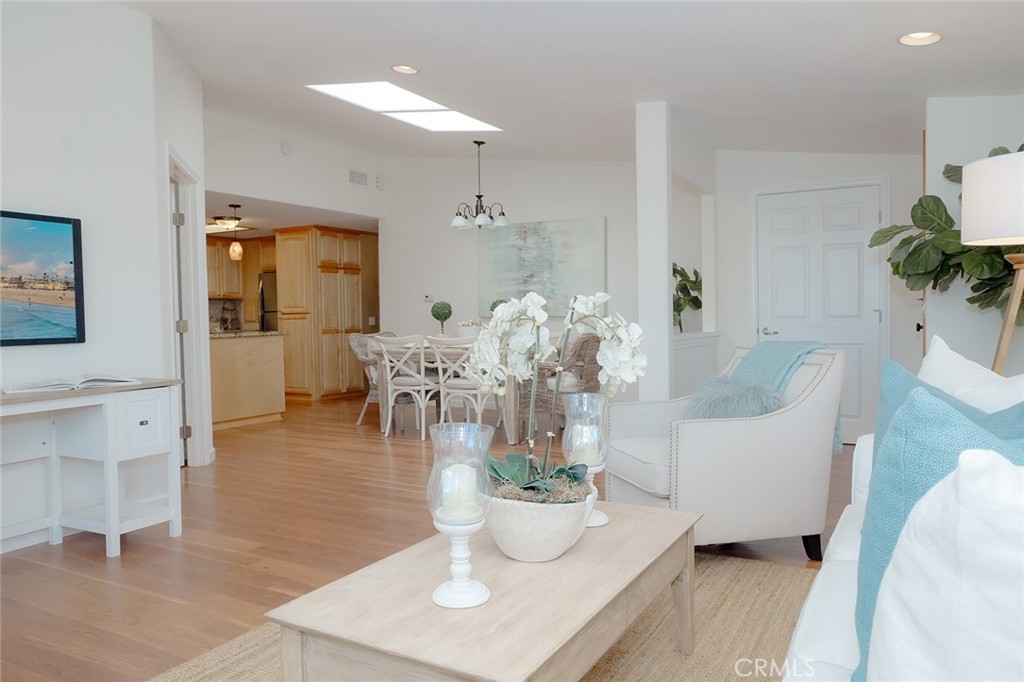 1291 Kenwood Rd. #162L (M7)