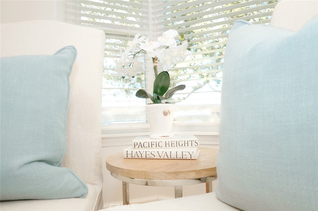 1291 Kenwood Rd. #162L (M7)