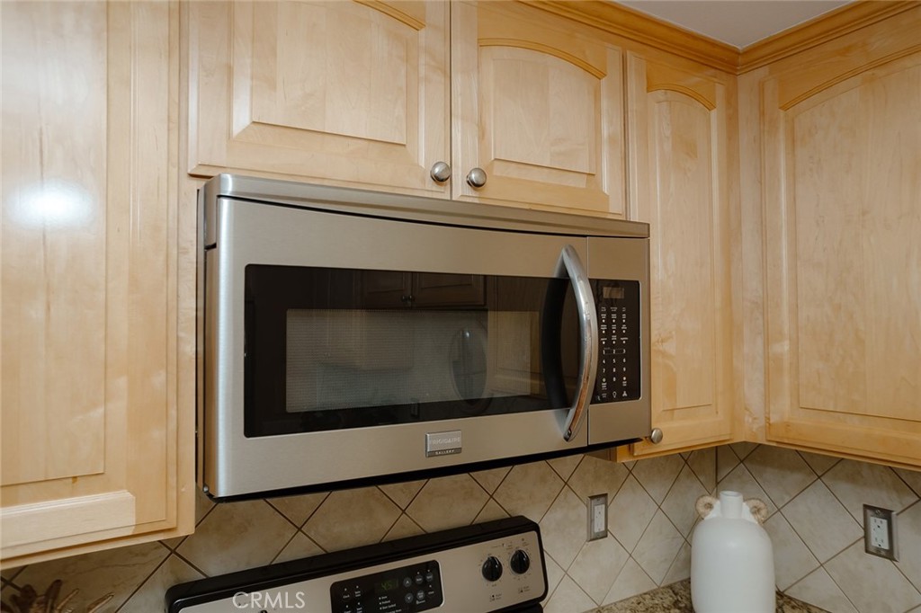 1291 Kenwood Rd. #162L (M7)