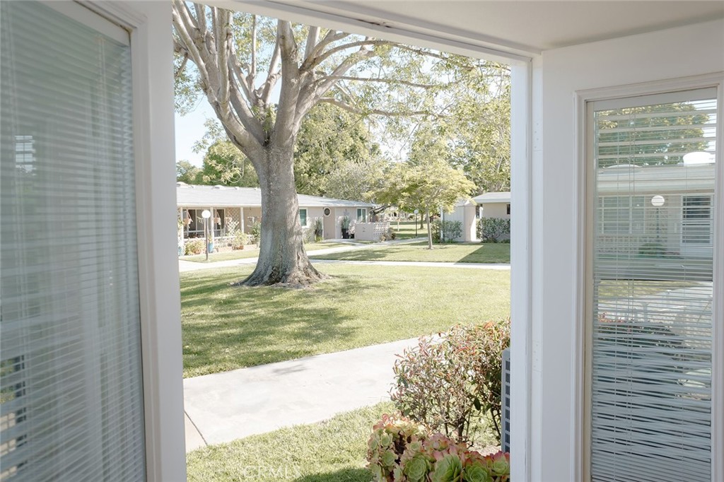 1291 Kenwood Rd. #162L (M7)