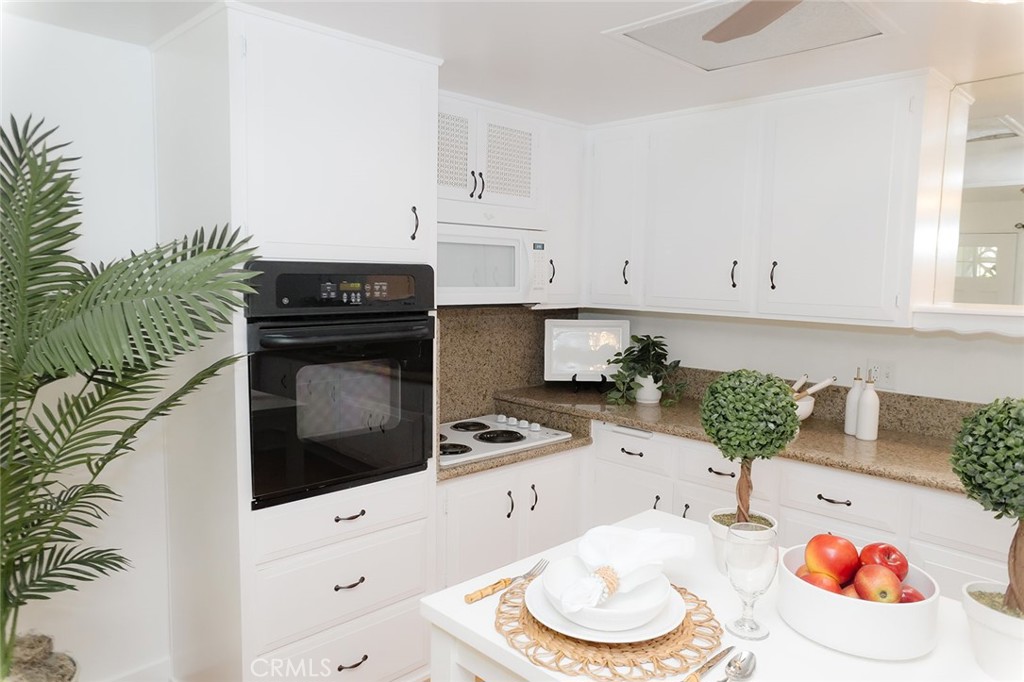 13741 Annandale Dr. #20j (M1)