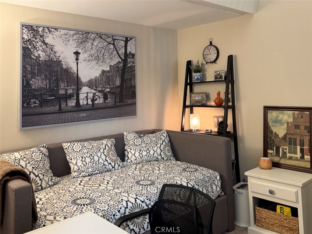 1664 Thunderbird Drive 17i