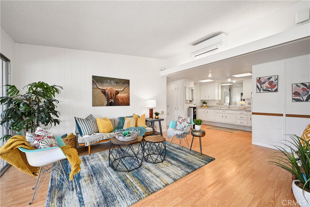 13381 Del Monte Drive 28i