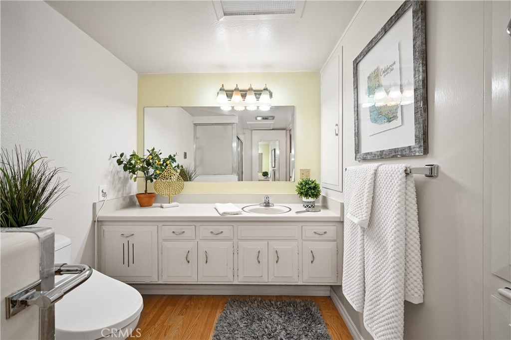 13381 Del Monte Drive 28i